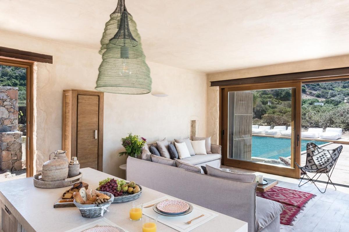 Elafonisi Livadia (Crete)