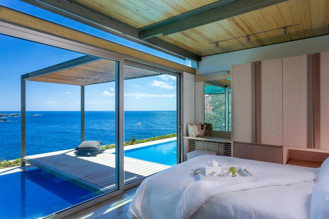 Elafonisi Villa *